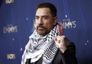 Bardem pone el toque reivindicativo en los Emmy, dominados por 'The Studio', 'The Pitt' y 'Adolescencia'