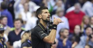 Djokovic desespera a Fritz y será el rival de Alcaraz en las semifinales