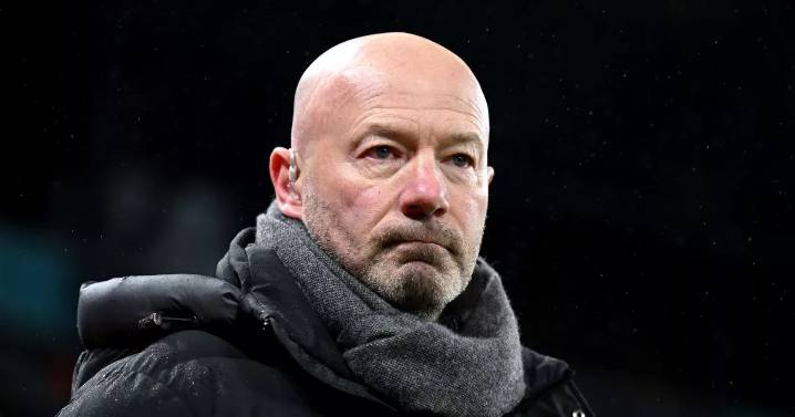 Alan Shearer agrees with Gary Neville Man United criticism