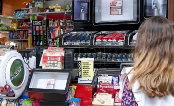 Almacenes, kioscos y farmacias, los sectores más afectados por caída de consumo