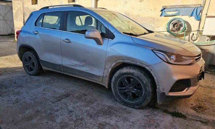 Suárez: tras una denuncia por extorsión hallaron una camioneta robada en Morón