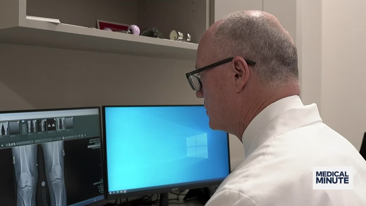 Are there any alternatives to knee replacement surgery?