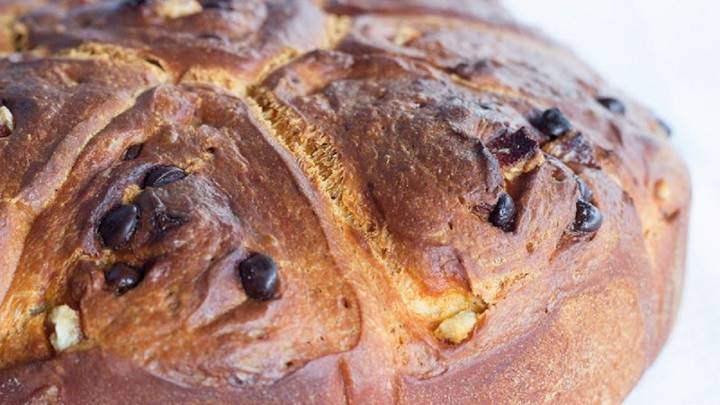 Pan Brioche con chips de chocolate: la receta que vas a amar para tu próximo desayuno en casa o con tus amigos