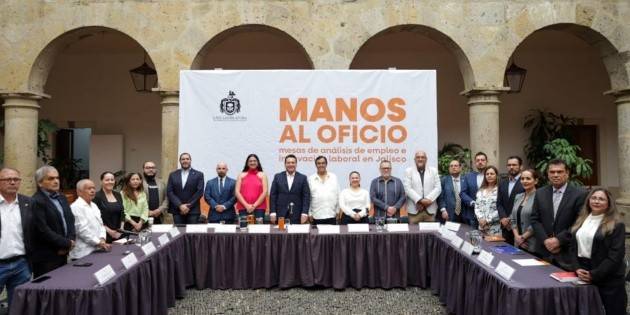 IDEFT y Congreso llaman a fortalecer oficios frente a la informalidad laboral