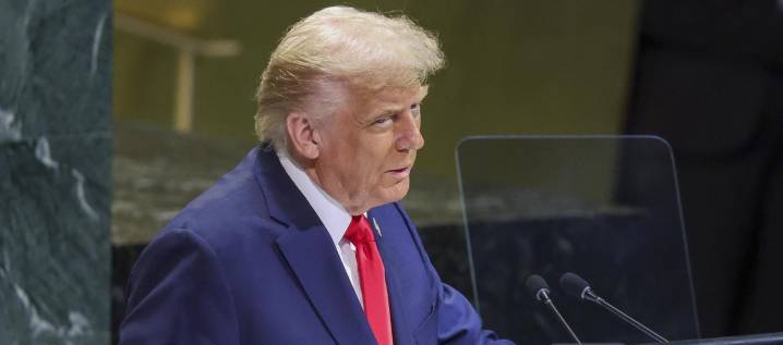 Trump insiste con eliminar la ciudadanía estadounidense por nacimiento