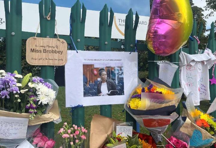 Tributes left at Thames View Primary School in Bloors Lane, Rainham after sudden death of much