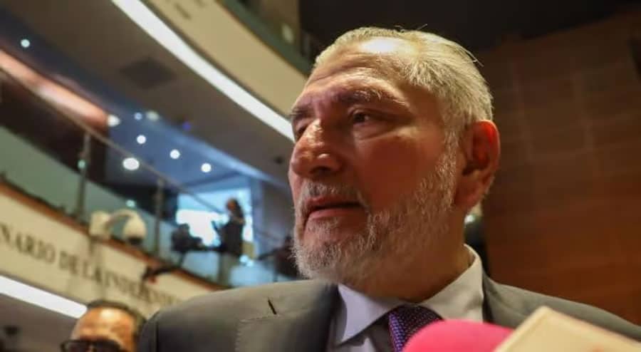 Senadores de Morena piden cuentas claras a Adán Augusto
