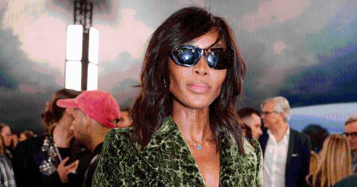 Naomi Campbell’s Velvet Suit Is a Tailoring Masterpiece in Burberry Show