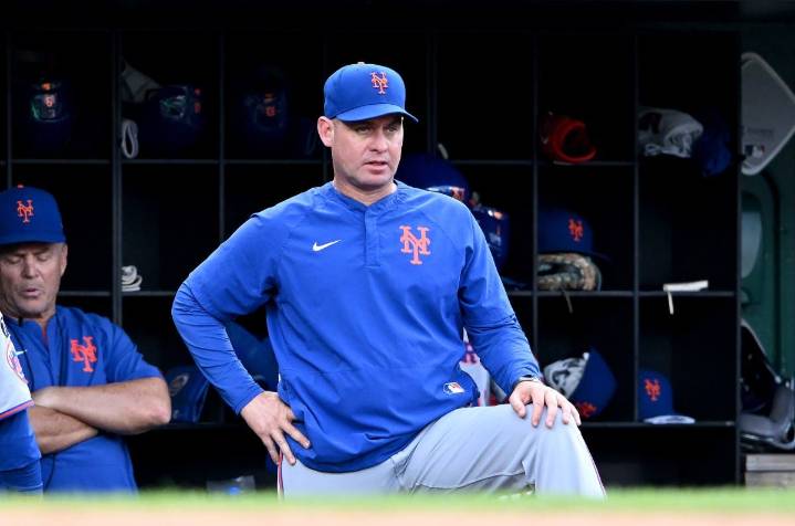 Mets Predicted to Make Shocking Carlos Mendoza Decision After Poor Finish