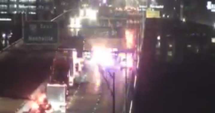 Overturned vehicle snarls I-40 traffic near Tennessee