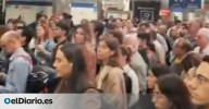 Metro de Madrid impide a los viajeros subir a andenes de Nuevos Ministerios para evitar aglomeraciones junto a las vías