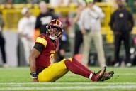 Commanders QB Jayden Daniels has knee injury, status uncertain vs. Raiders: Source