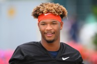 Who Is Syracuse Backup QB Jakhari Williams? All About Steve Angeli’s Replacement Syracuse's QB depth is being tested. Find out the childhood background and football journey of backup QB Jakhari Willia