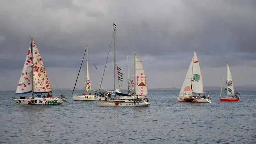 La Flotilla Sumud retoma su travesía hacia Gaza tras un fallo técnico en altamar