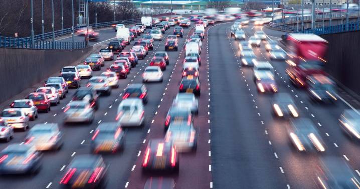 Driving instructor urges motorists to make change now to keep tailgaters away