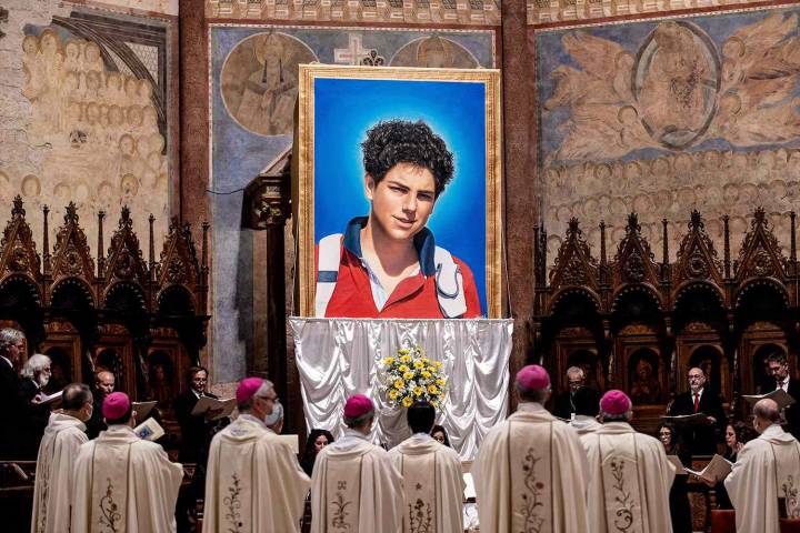 'God's Influencer,' 15, Set to Become First Millennial Saint on Sunday