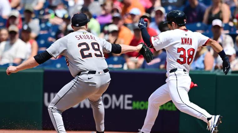 AL Central standings, explained: Updated Tigers, Guardians playoff chances and tiebreakers for 2025 MLB bracket