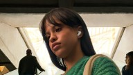 El futuro ya llegó: los nuevos AirPods traducen idiomas en tiempo real