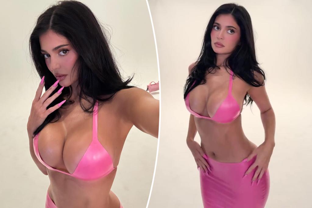 Kylie Jenner displays curves in hot pink latex set