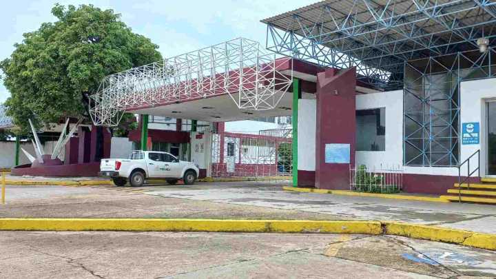 Presunta Fuga de Vapor en Complejo Petroquímico de Cosoleacaque, Veracruz, Deja Heridos