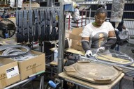 U.S. hiring stalls with employers reluctant to expand in an economy grown increasingly erratic