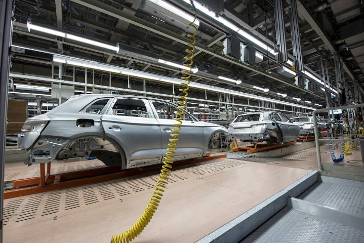 Resiente la industria automotriz castigo arancelario