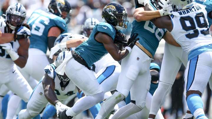 Jaguars dominating Panthers, lead 20