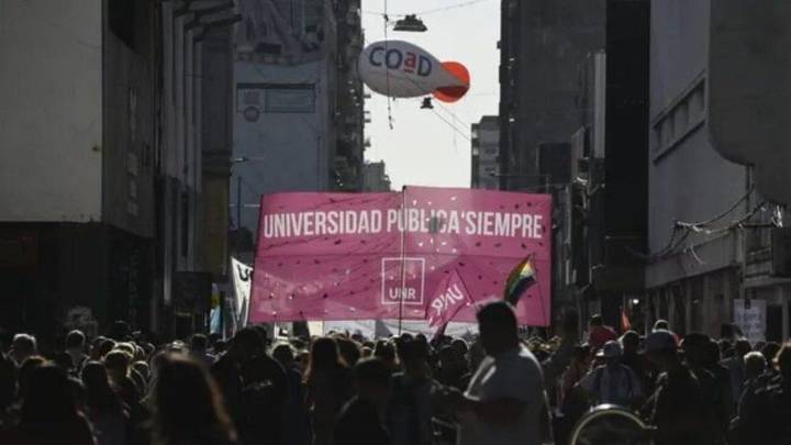 Marcha Federal Universitaria: qué ciudades del país se manifestarán contra los vetos de Javier Milei