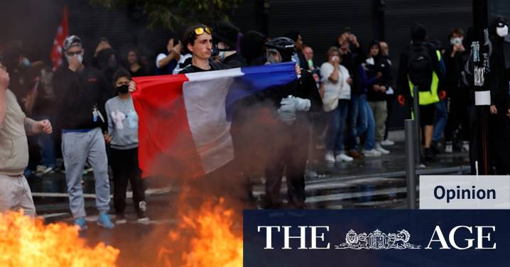 Block Everything: France is edging towards political and economic crisis as it descends into chaos