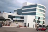 Chisholm wants seat back on city council in 2000