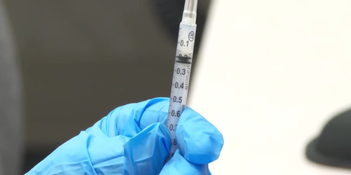 COVID cases on the rise in SC amid 'mass confusion' over vaccine requirements