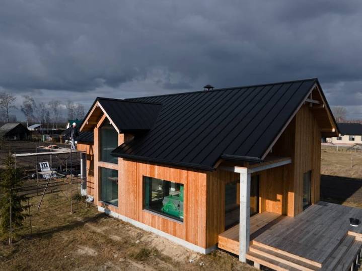 Tu propia casa por solo 25.000 dólares: así es la minicasa de Amazon que te llega en una caja y ya es viral