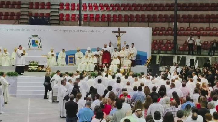Consagran a nuevo Obispo en Nogales, Sonora