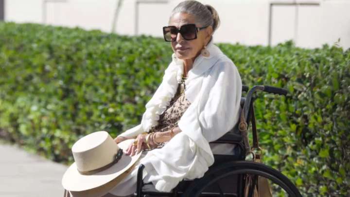 00s movie star from beloved rom com is unrecognizable as she uses wheelchair in LA