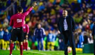 ¿Justa o rigorista? Efraín Juárez sale expulsado del América vs Pumas