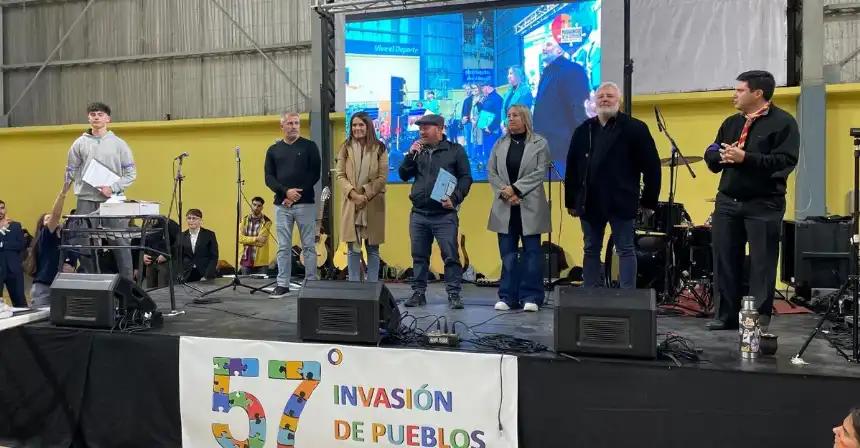 Coronel Vidal recibe la Invasión de Pueblos con más de 700 jóvenes