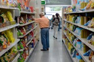 Ansa: venezolanos compran en supermercados hasta 3 veces por semana