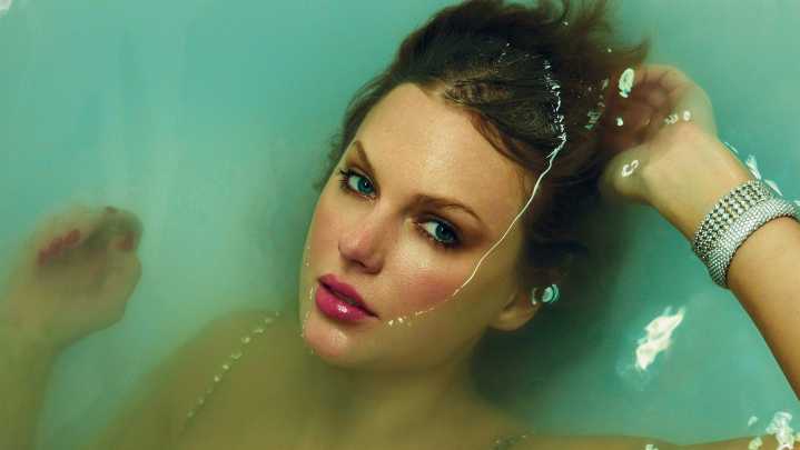 Target unveils exclusive 'Life of a Showgirl' CDs: Pre