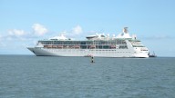 Royal Caribbean Vision Of The Seas Passengers From Baltimore Shaken Up Over Scary Encounter With Rogue Wave