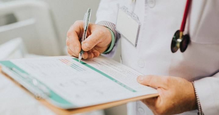#MarteDeSalud/En Colombia, 8 de cada 10 personas contraerán VPH: prevenirlo también es un acto de amor y amistad