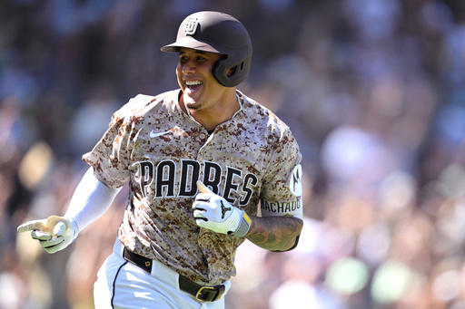 Machado y Padres avanzan a la postemporada tras vencer 12