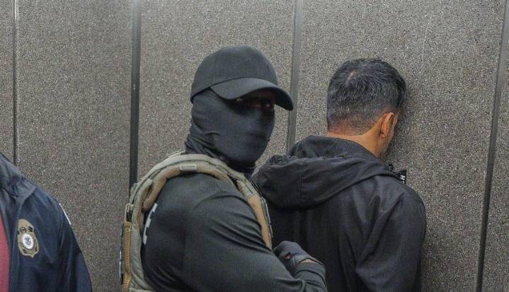 Trump Administration tells federal officers to ignore California's mask ban SB 627