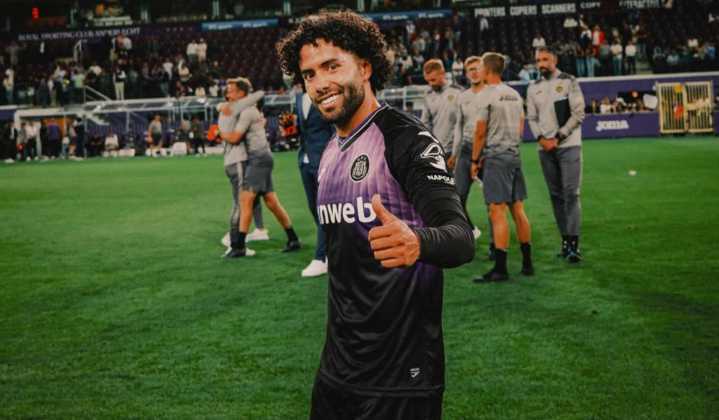 César Huerta y el Anderlecht ganan y suben al segundo lugar de la liga de Bélgica
