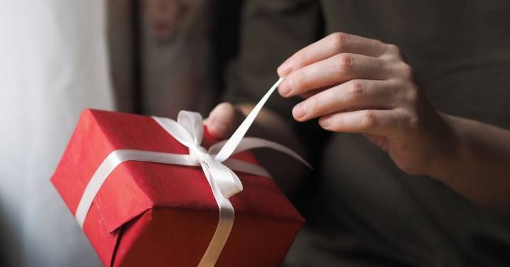 UK households can cover Christmas with three lazy tricks that'll hand them £700