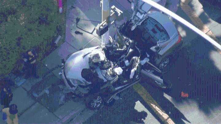 Violent car crash in Hayward