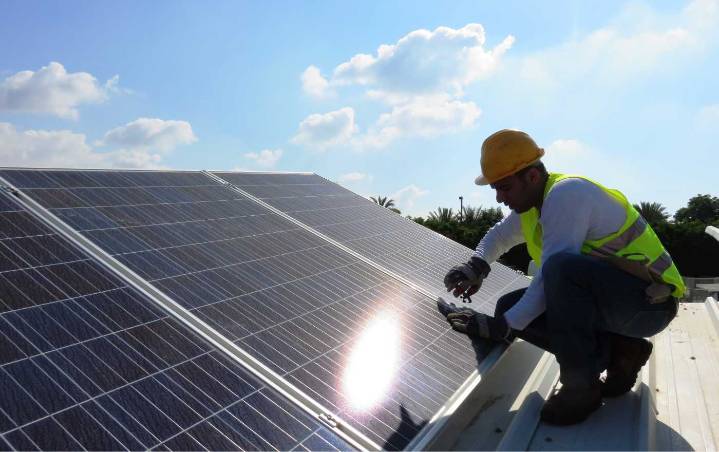 Piden frenar cobro de $300 de LUMA a clientes con sistemas solares