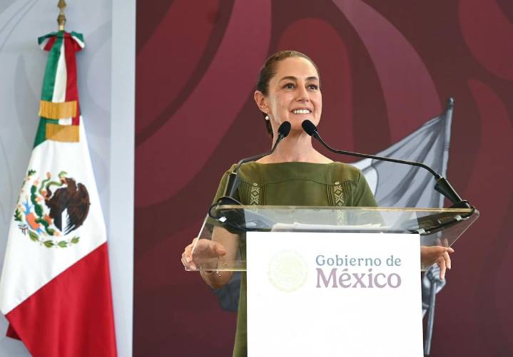Sheinbaum advierte que nunca podrán calumniar a López Obrador 