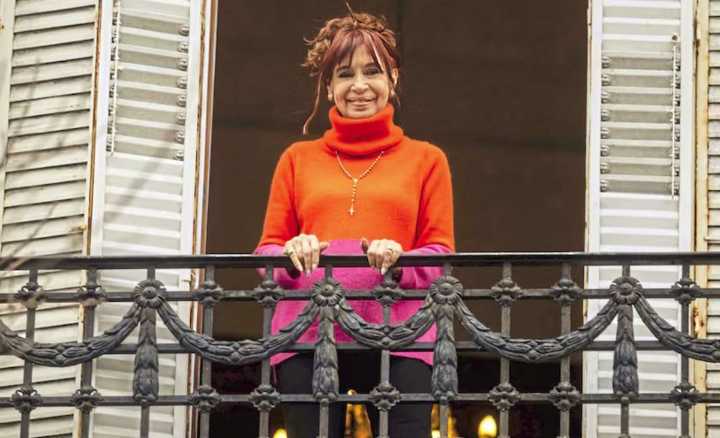 Cristina Kirchner no podrá votar en octubre, por decisión de la CNE