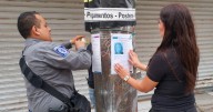 Siguen desaparecidas: Pegan en Centro Histórico pesquisas de mujeres ausentes