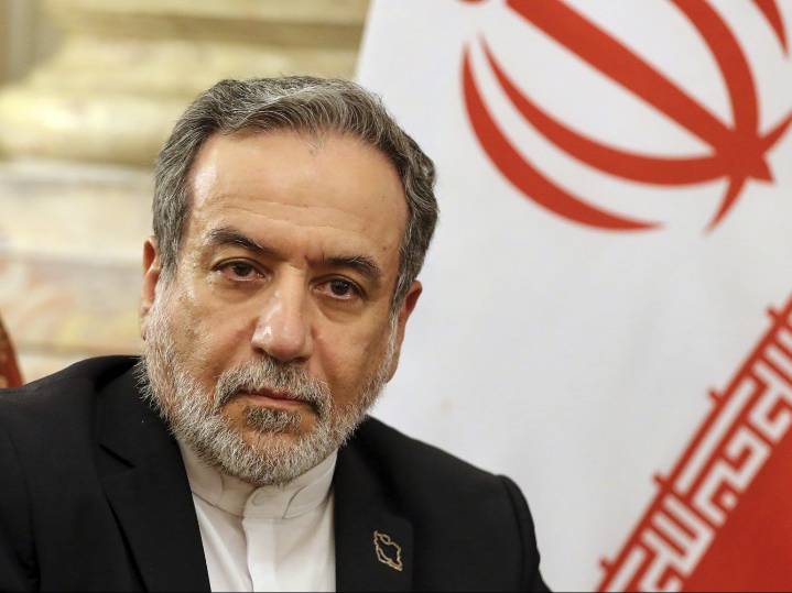 Iran, nuclear watchdog sign pact on renewed co